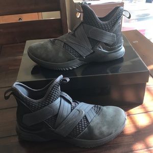 Lebron Soldier 12 “Dark 23” (Used)